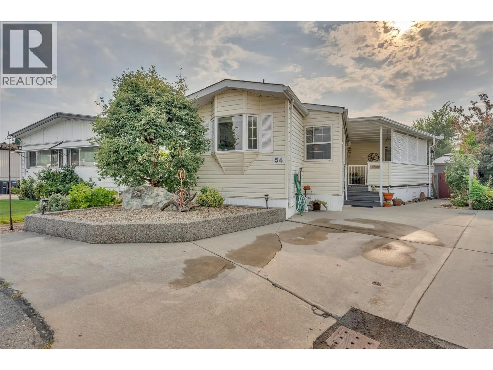 999 Burnaby Avenue Unit# 54