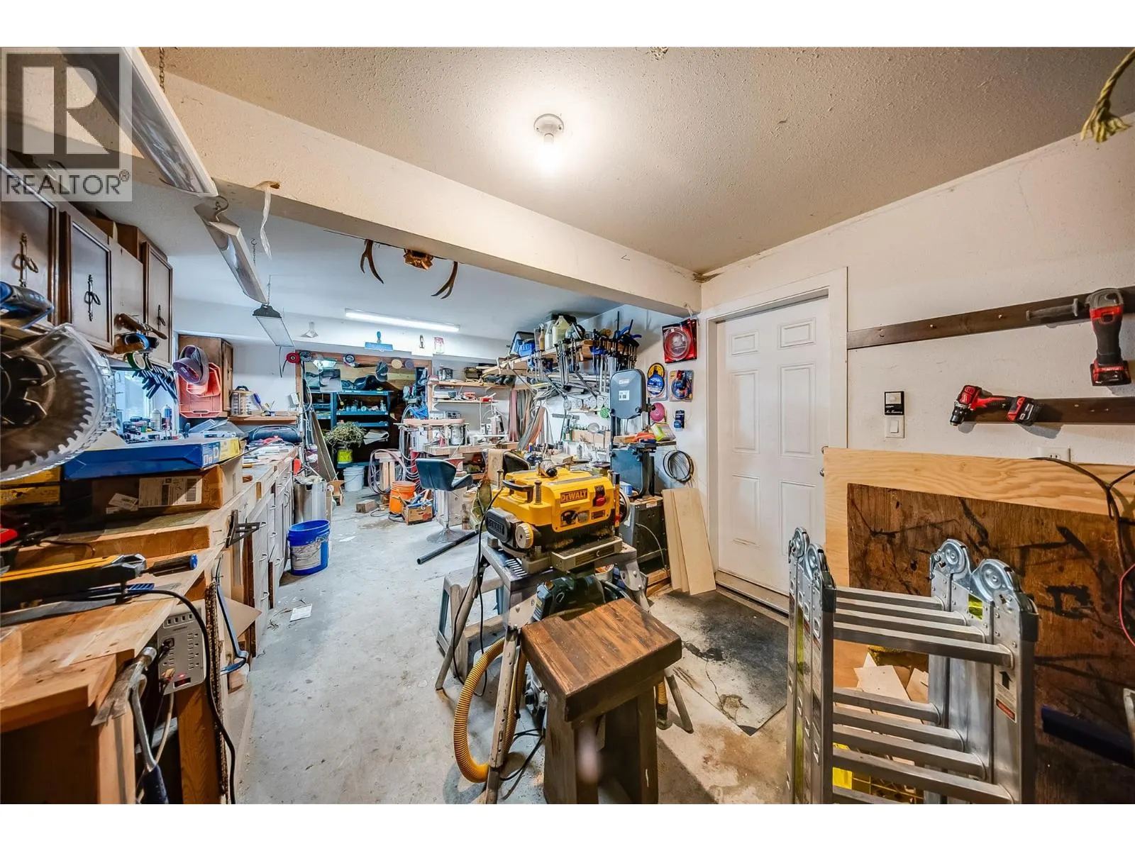 644 8th Street