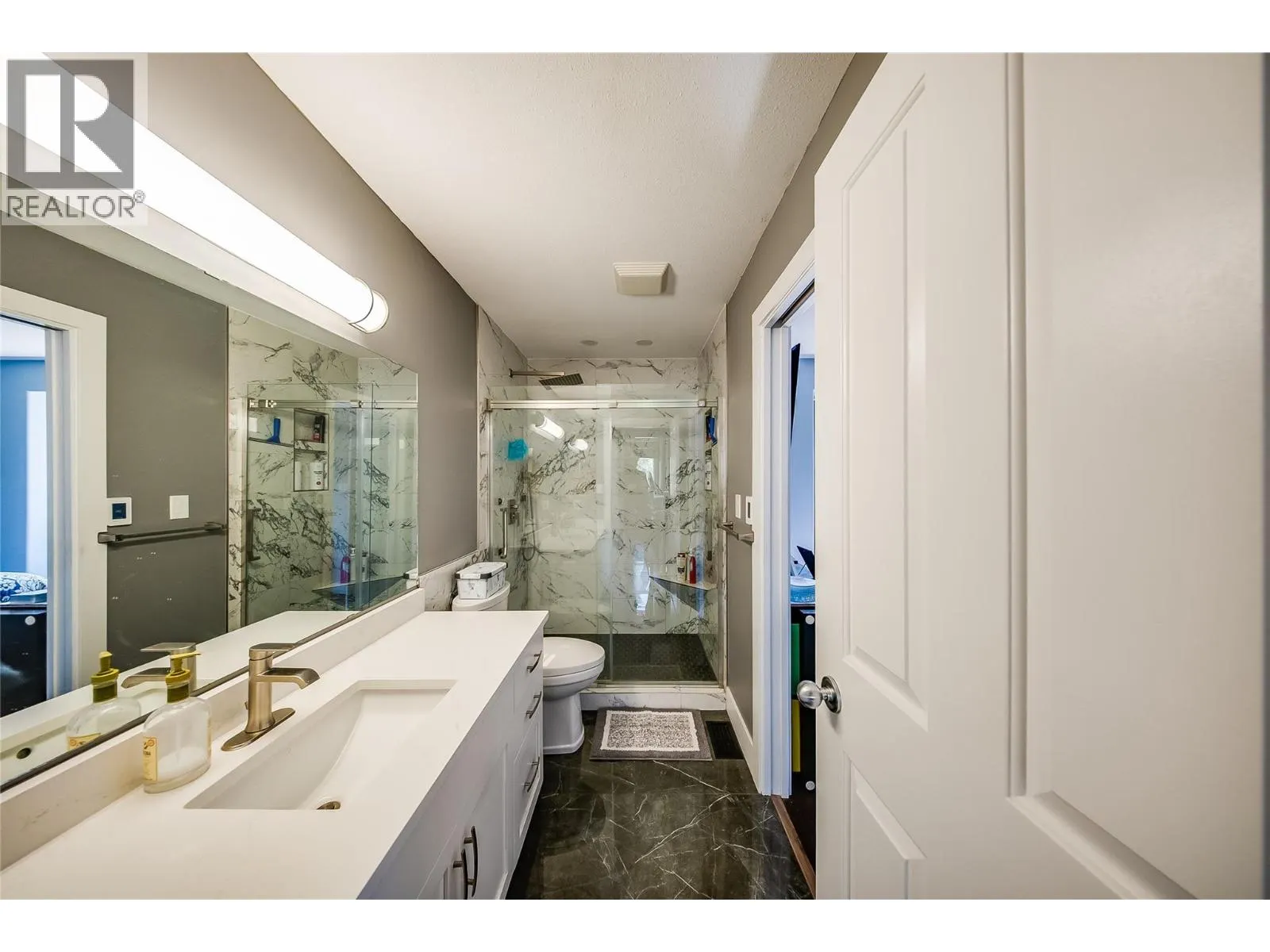 644 8th Street