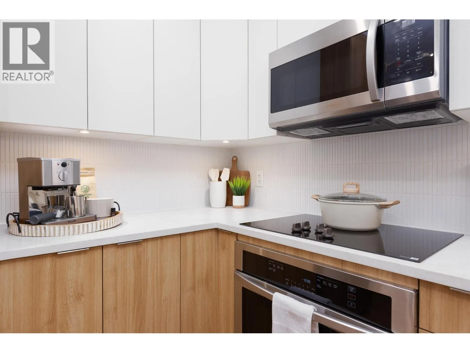 1281 Pridham Avenue Unit# 529