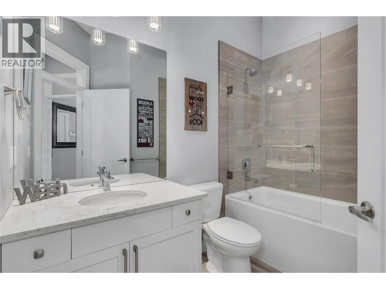 1823 Diamond View Drive