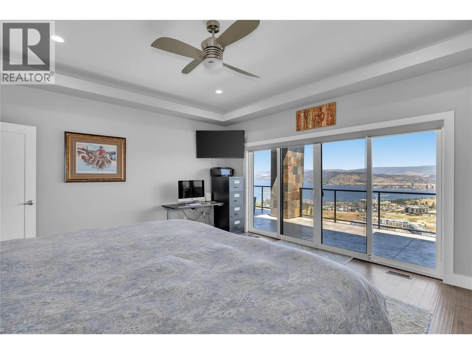 1823 Diamond View Drive