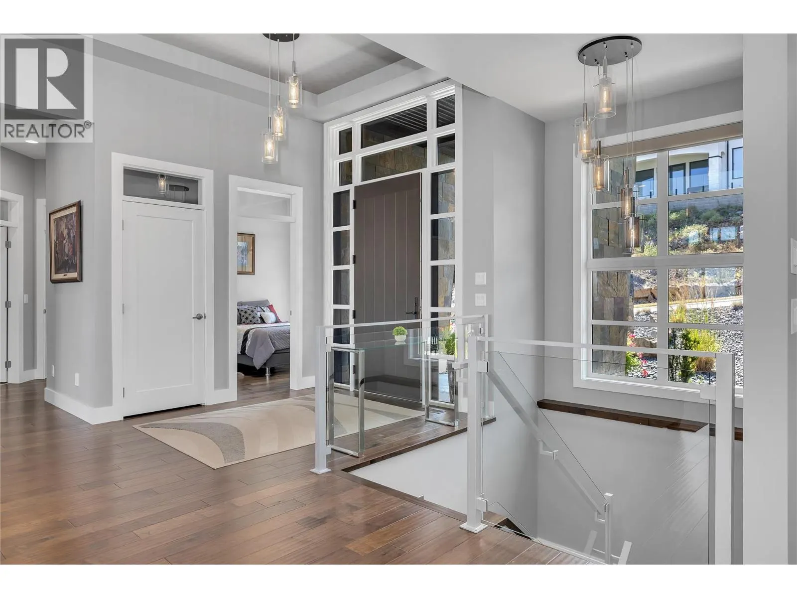 1823 Diamond View Drive