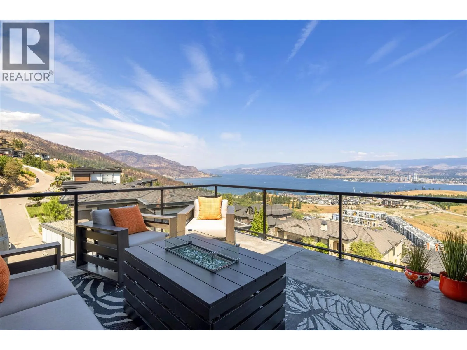 1823 Diamond View Drive