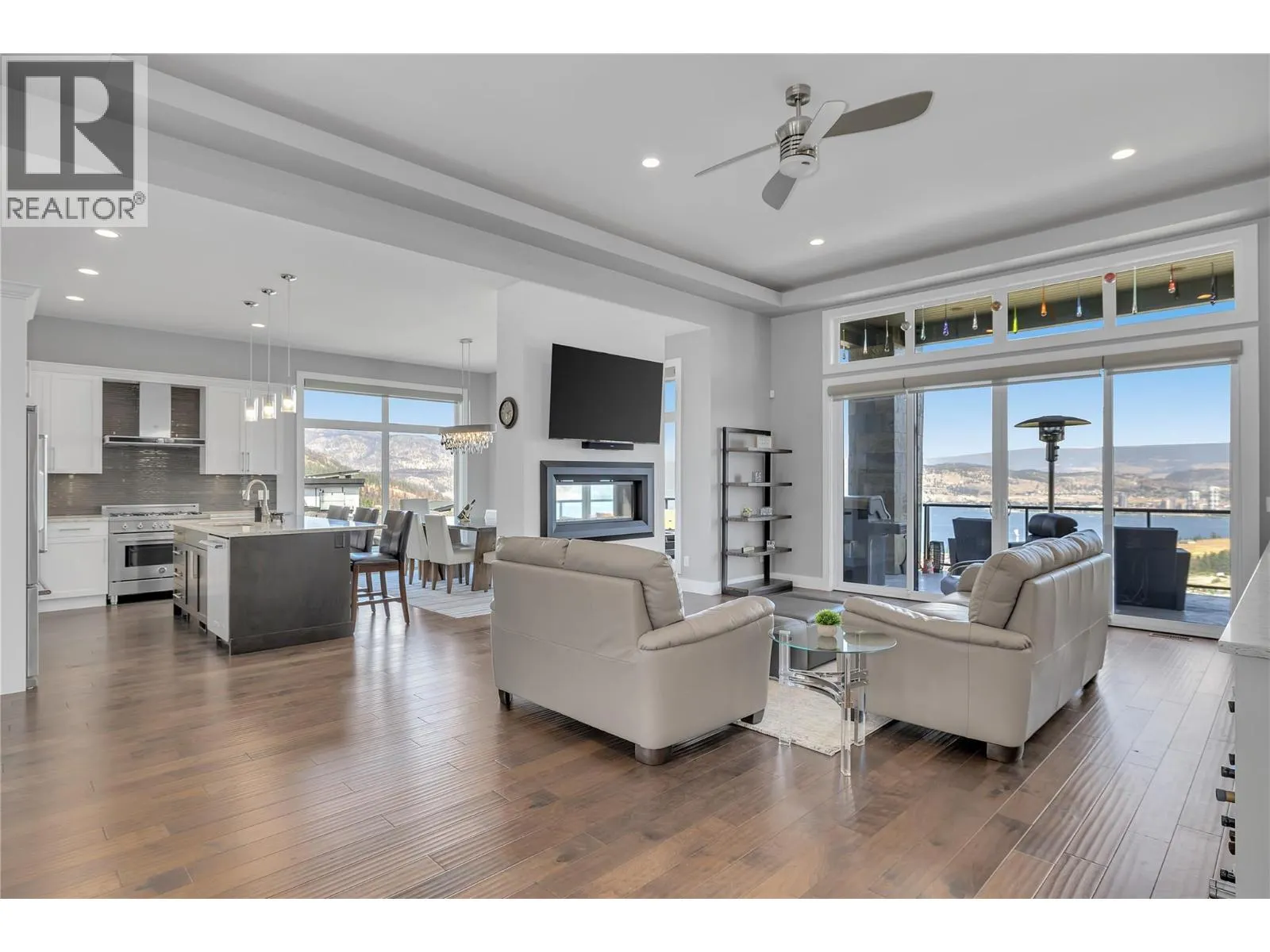 1823 Diamond View Drive