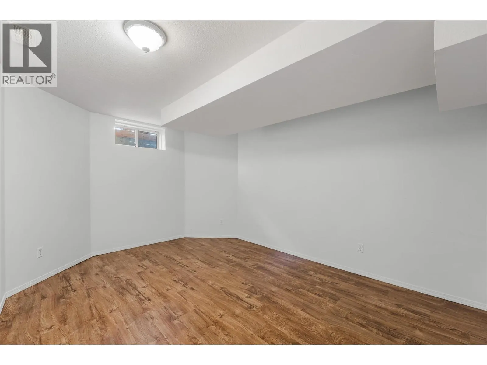 9159 Glenmore Road Unit# 1