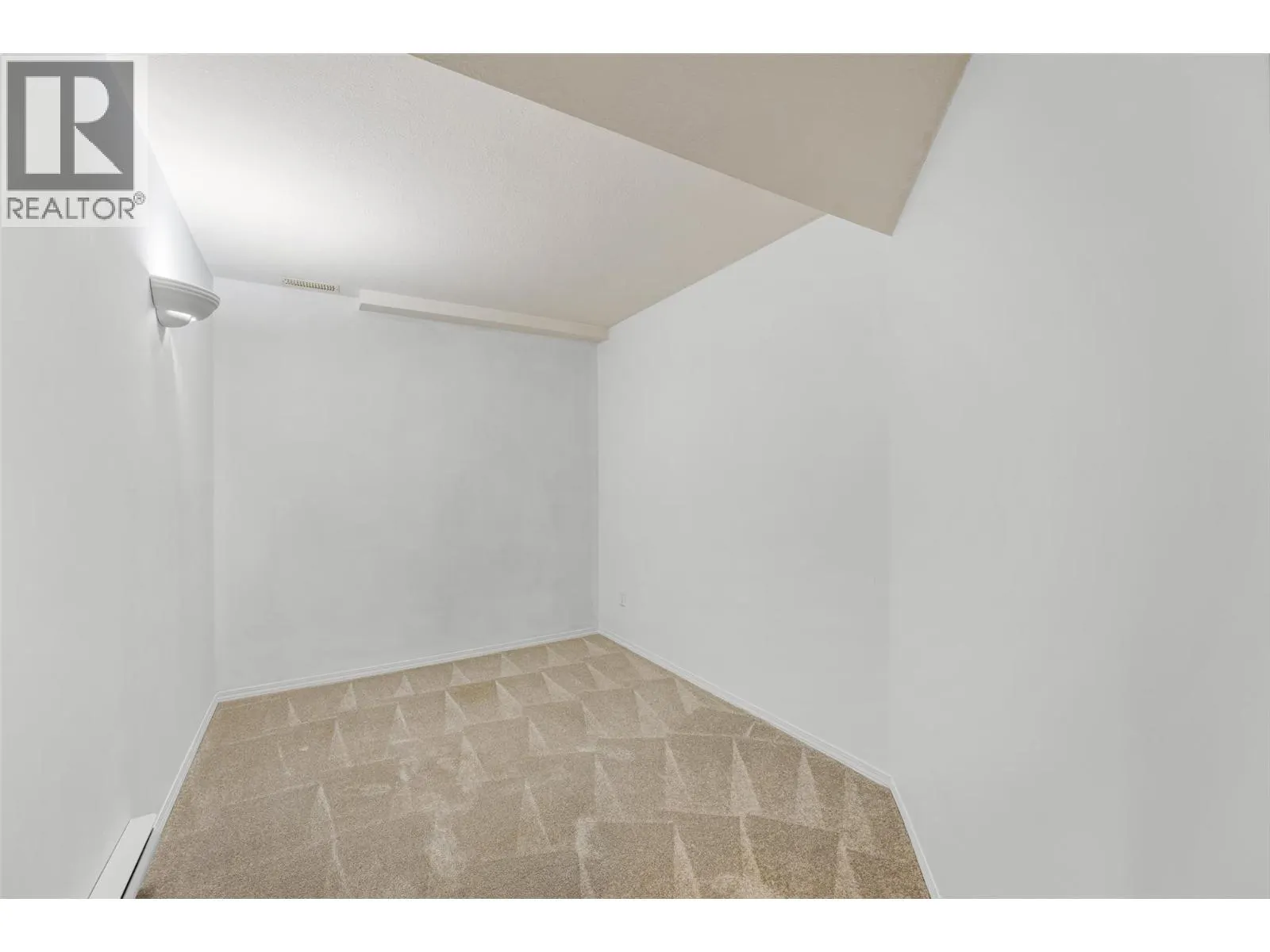 9159 Glenmore Road Unit# 1