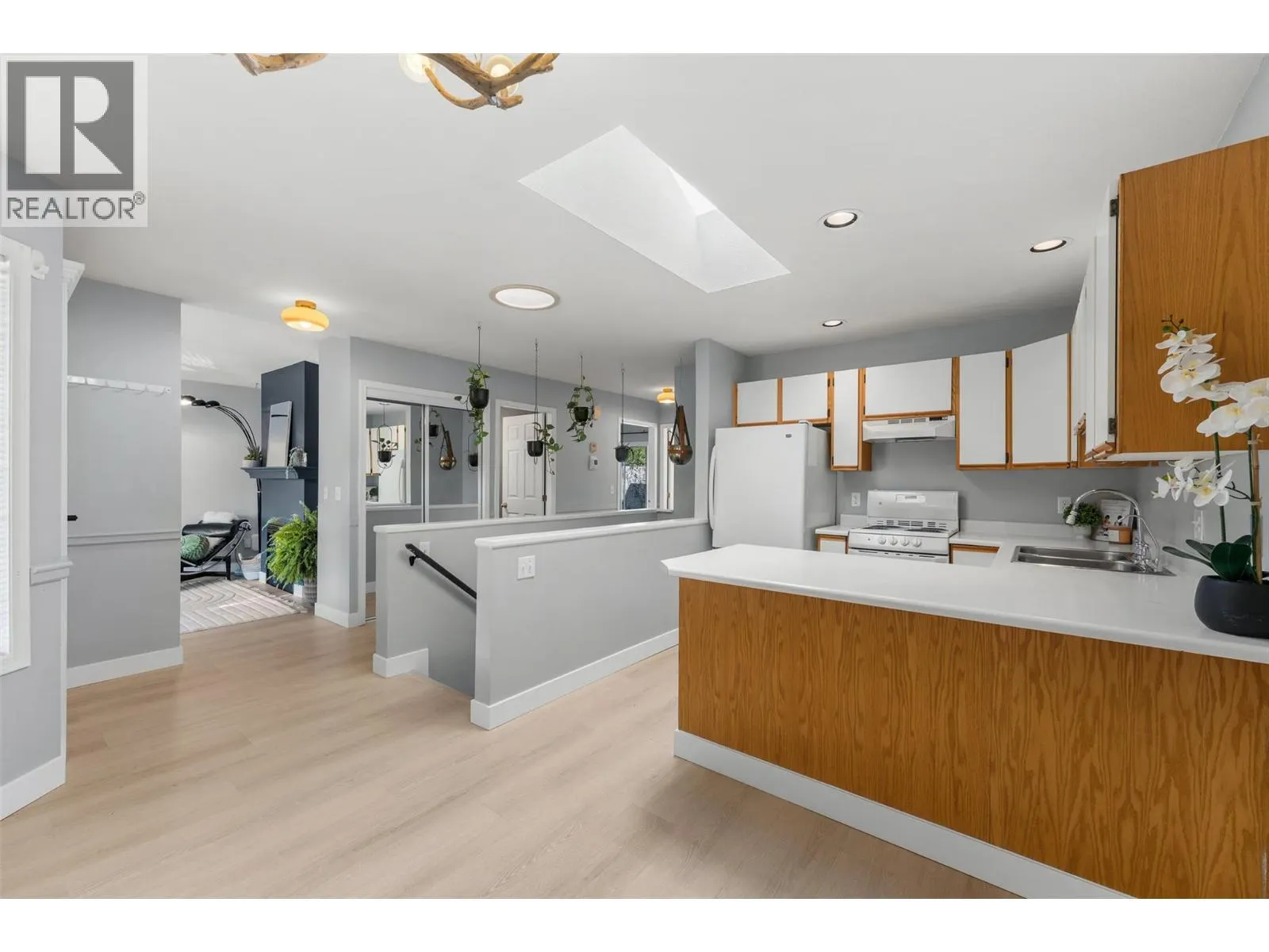9159 Glenmore Road Unit# 1