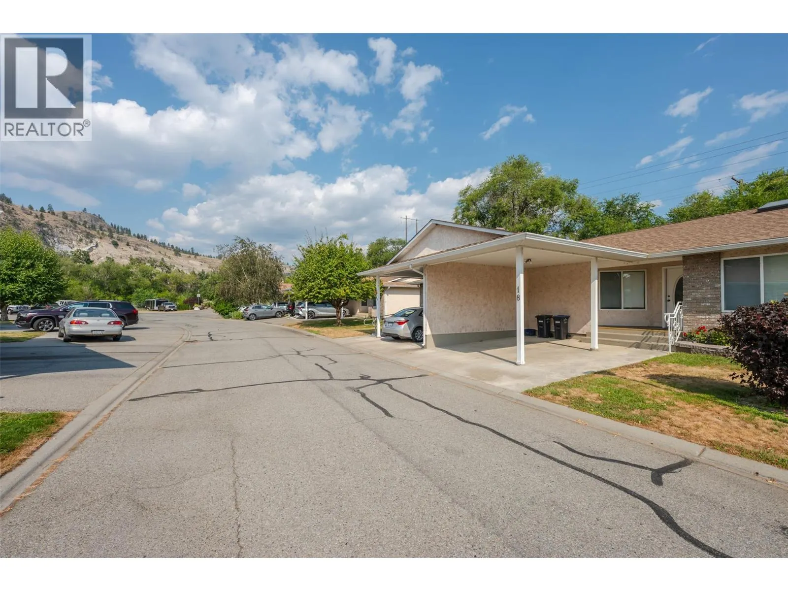 115 REDWING Place Unit# 18