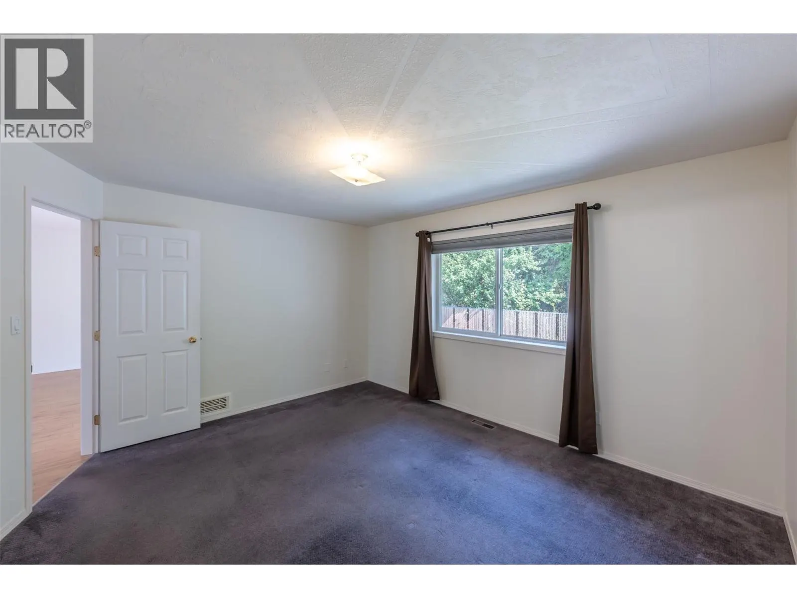 115 REDWING Place Unit# 18