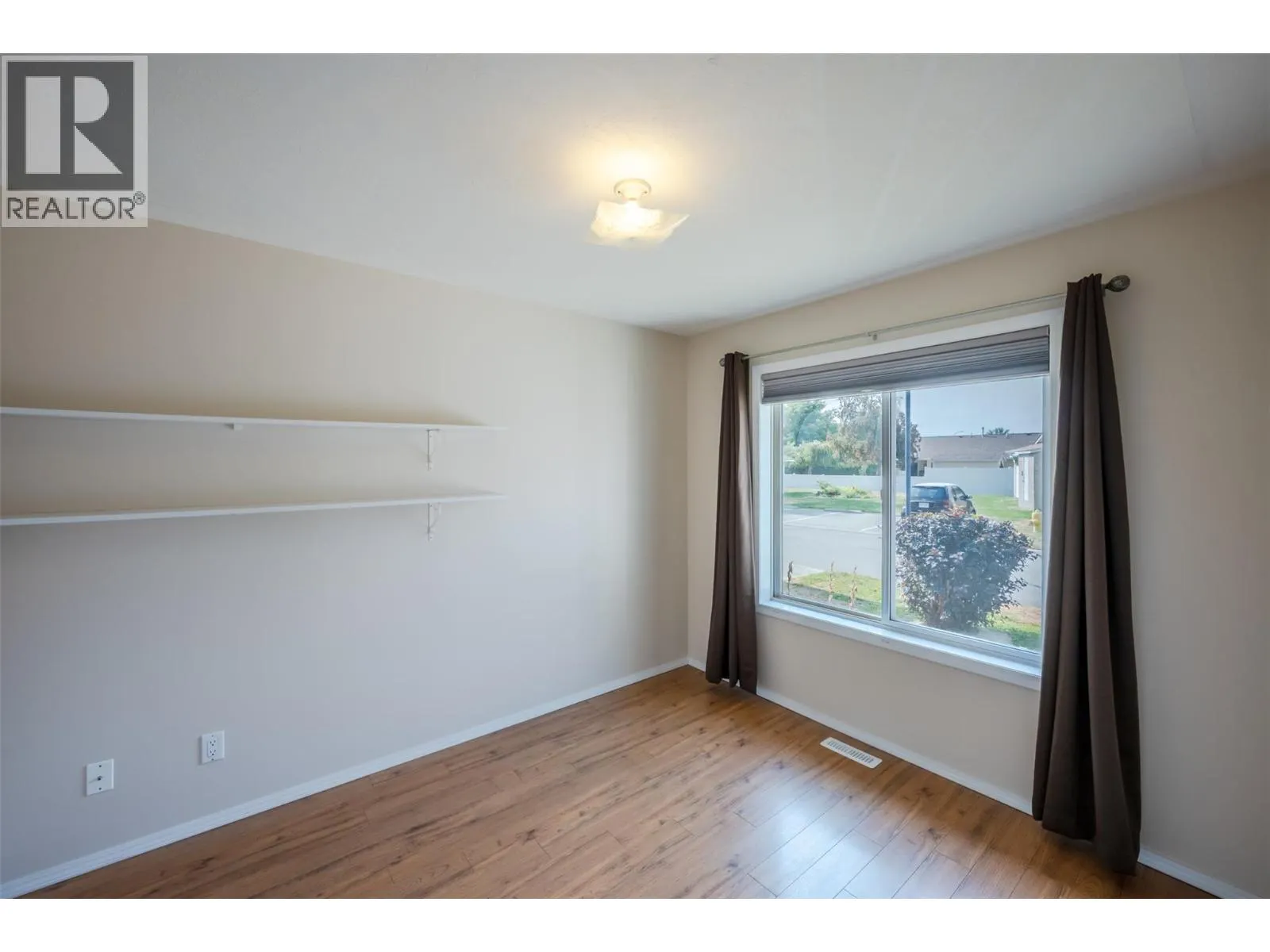115 REDWING Place Unit# 18