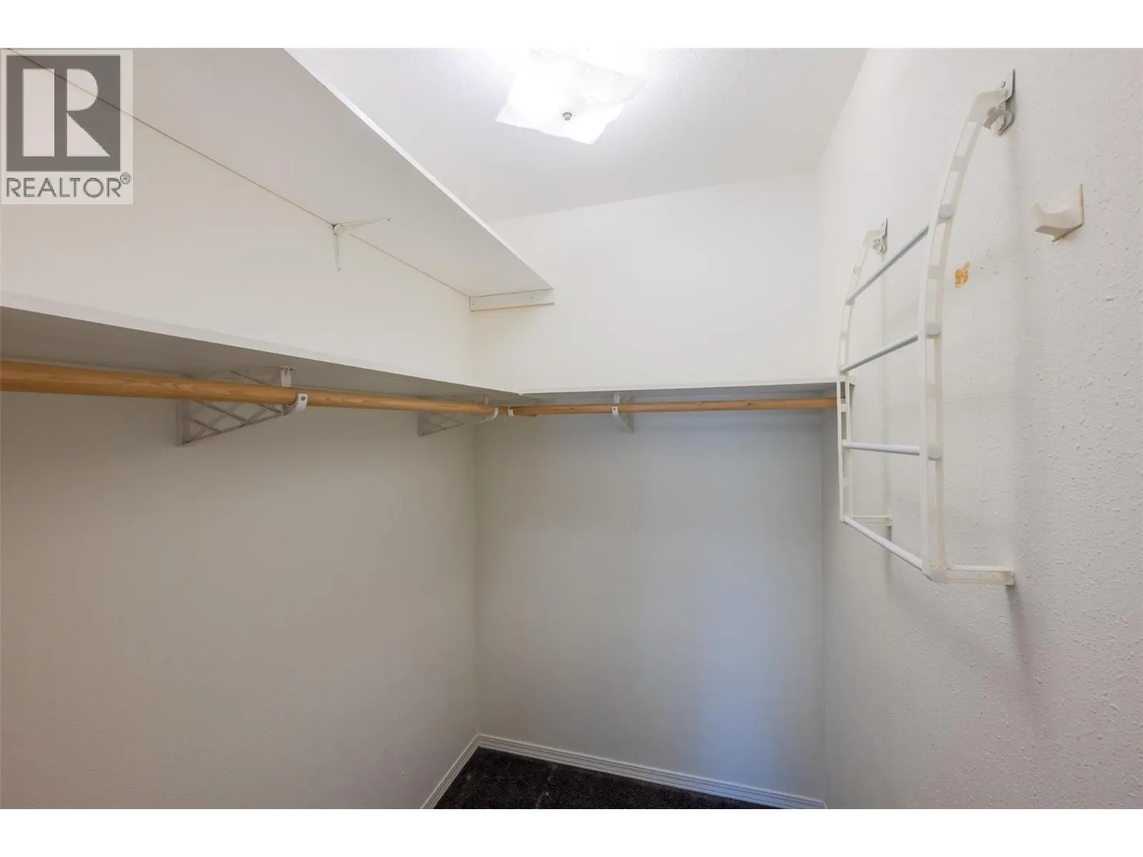 115 REDWING Place Unit# 18