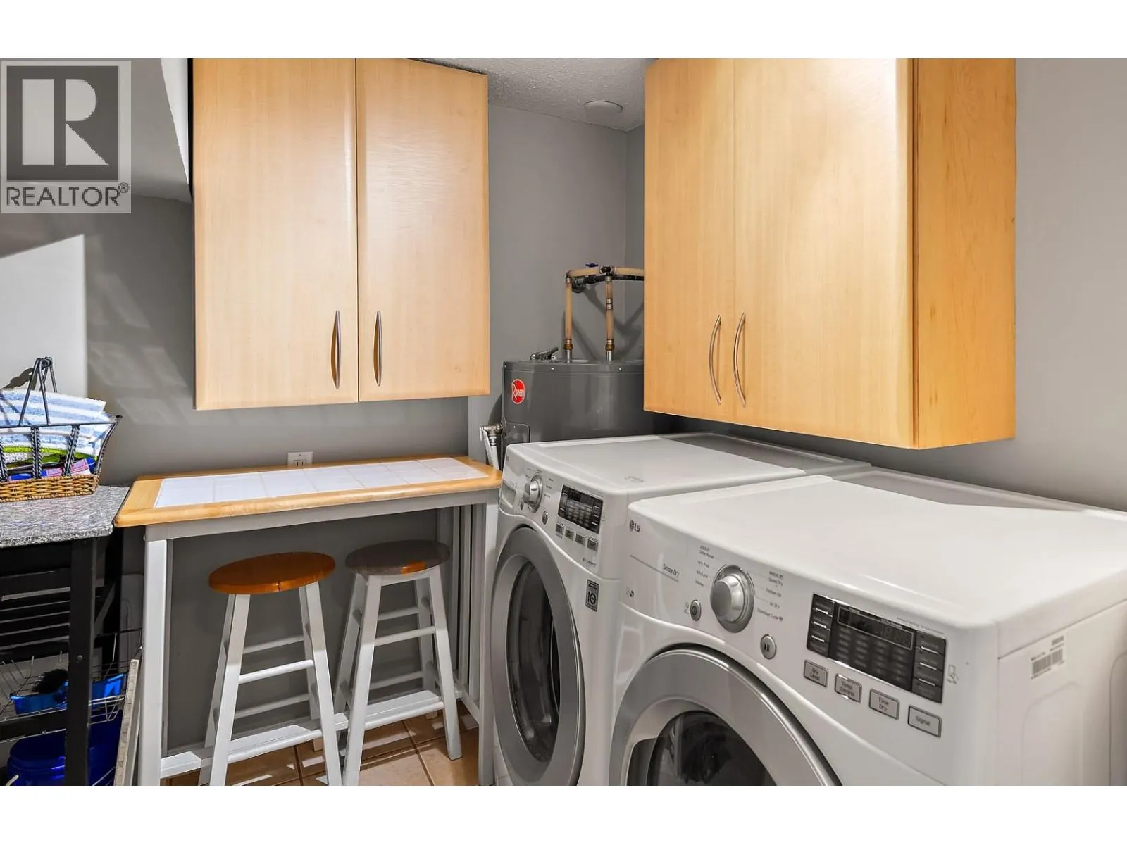 2900 Abbott Street Unit# 208