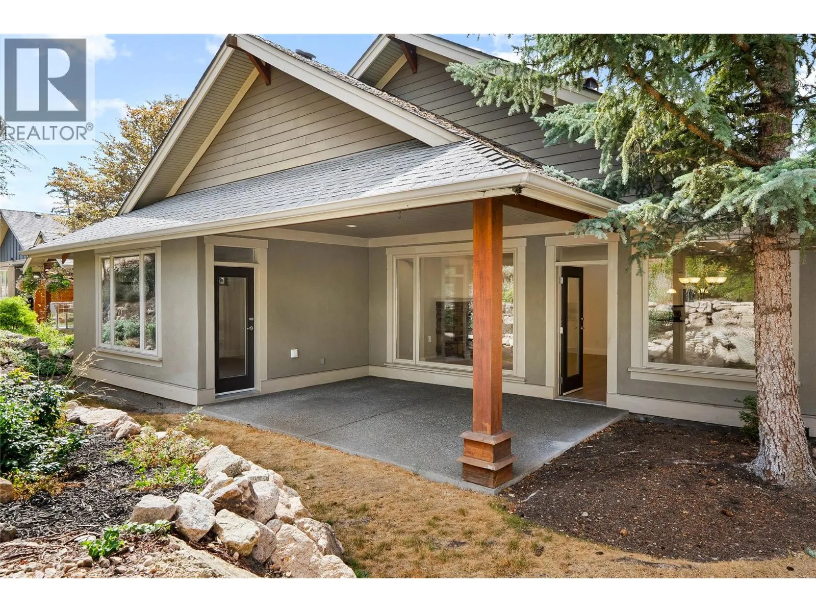 153 Mashie Crescent