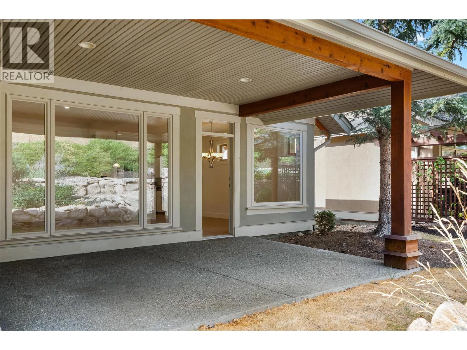 153 Mashie Crescent