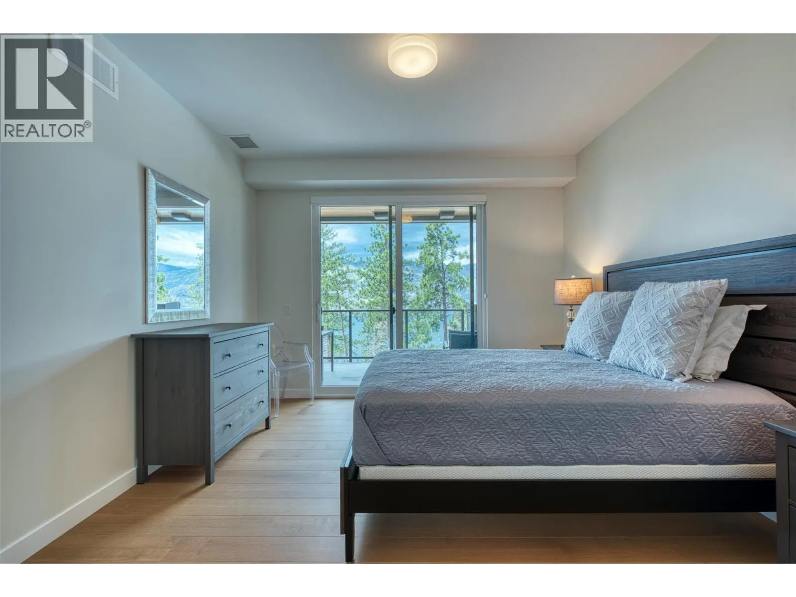9652 Benchland Drive Unit# 306
