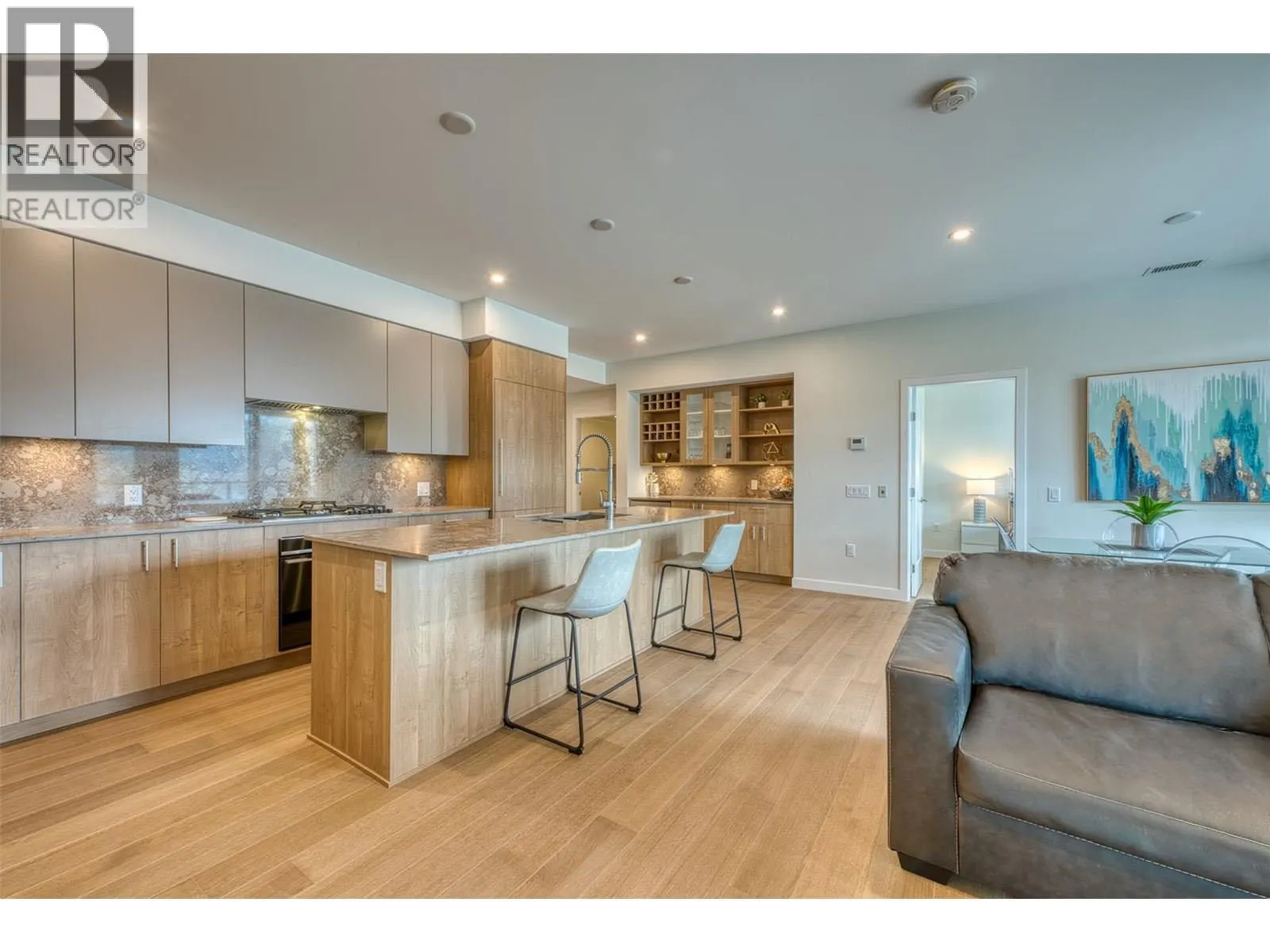 9652 Benchland Drive Unit# 306