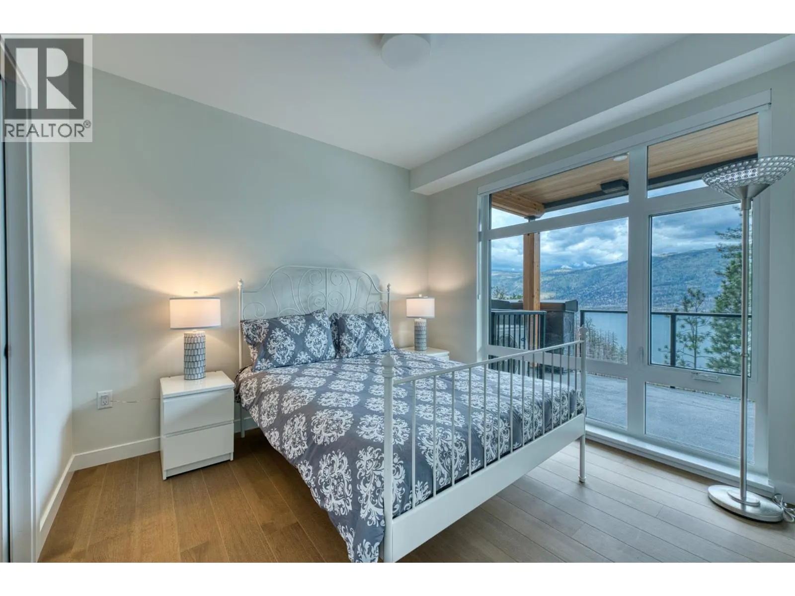 9652 Benchland Drive Unit# 306