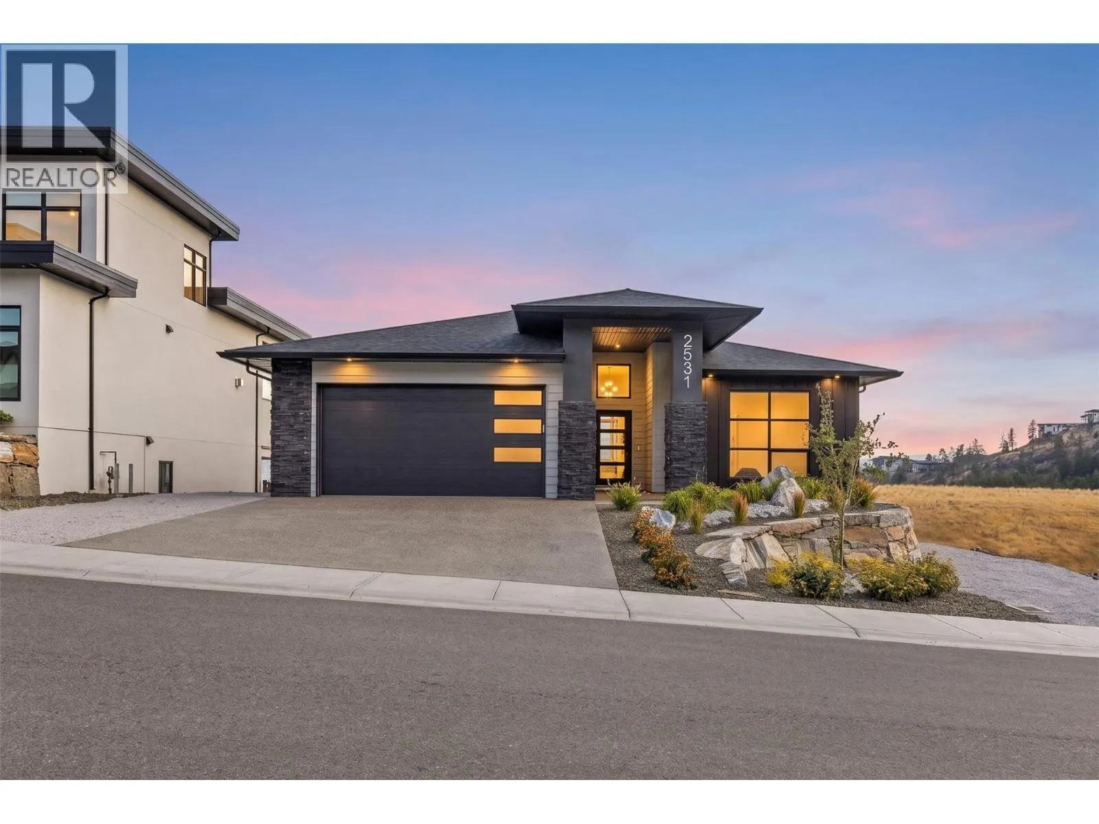2531 Pinnacle Ridge Drive