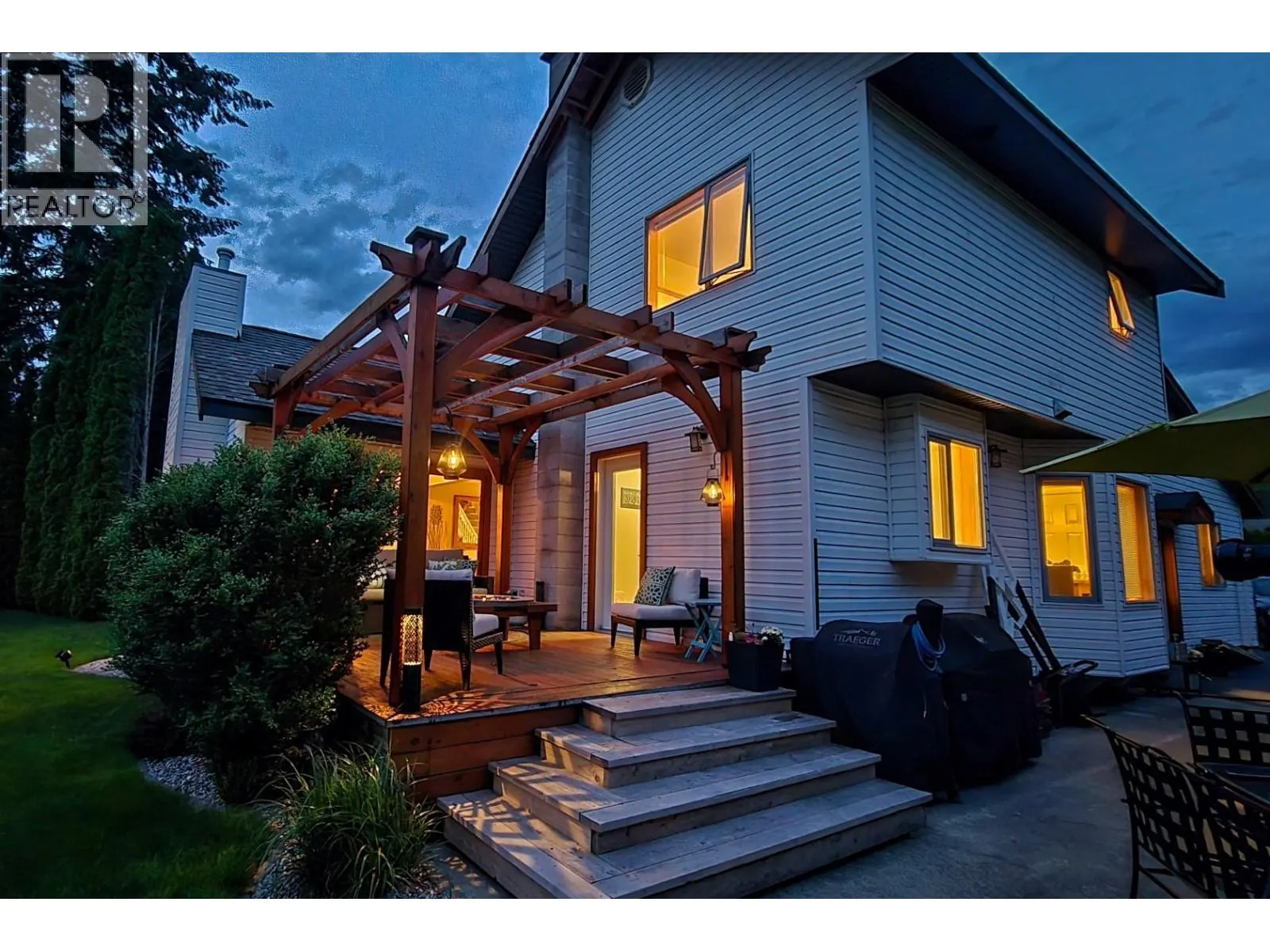 1107 Pineridge Crescent