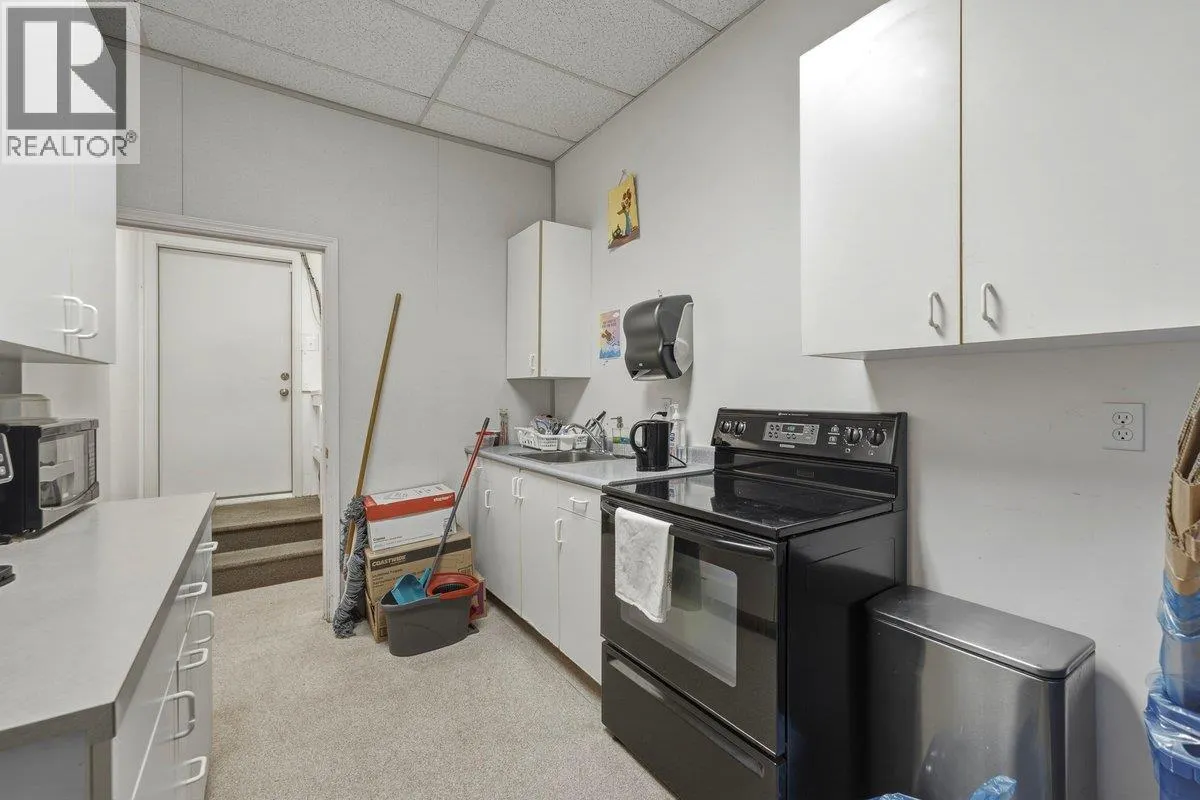 3003 30 Street