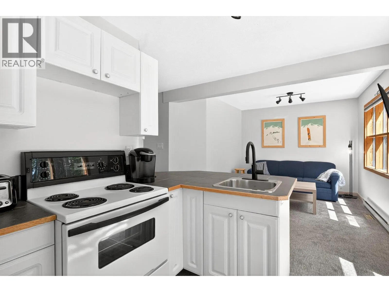 103 Whitetail Road Unit# 102