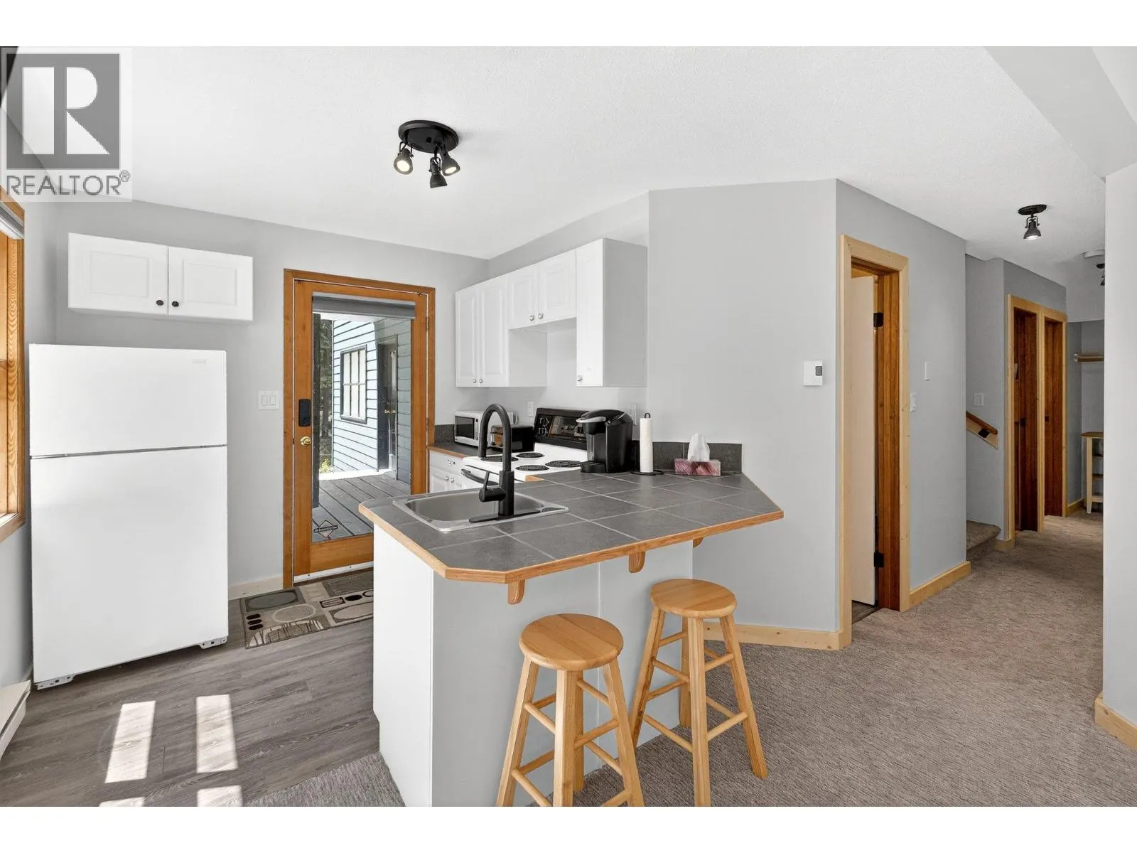 103 Whitetail Road Unit# 102