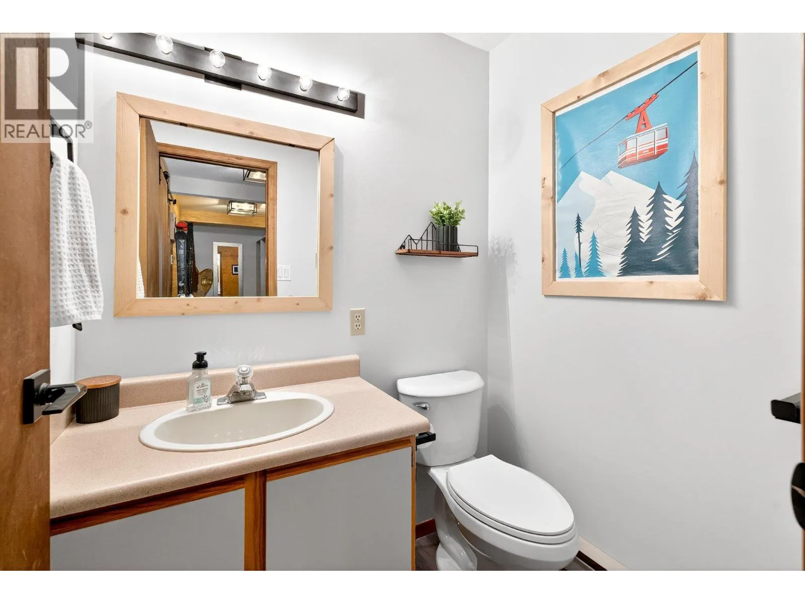 103 Whitetail Road Unit# 102