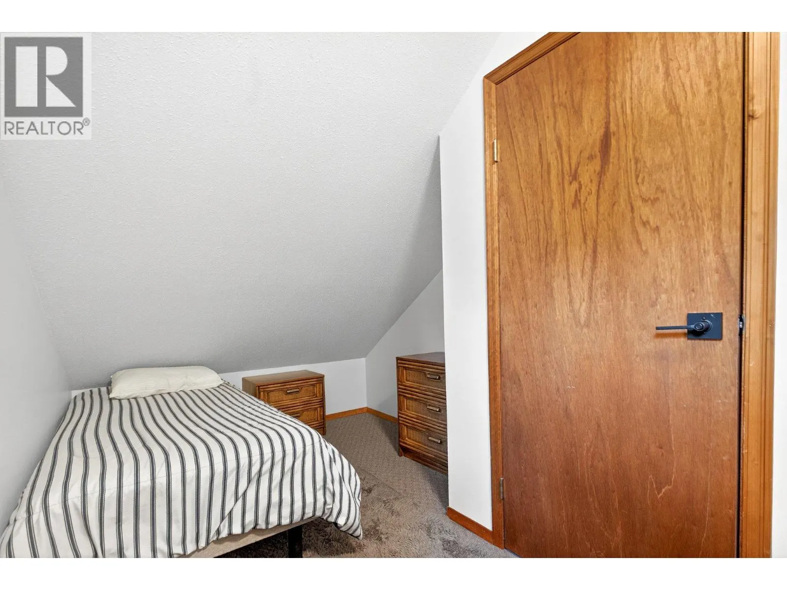 103 Whitetail Road Unit# 102