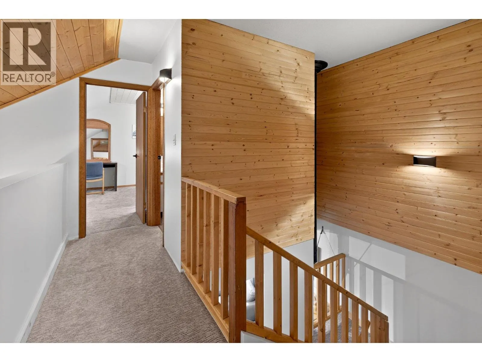103 Whitetail Road Unit# 102