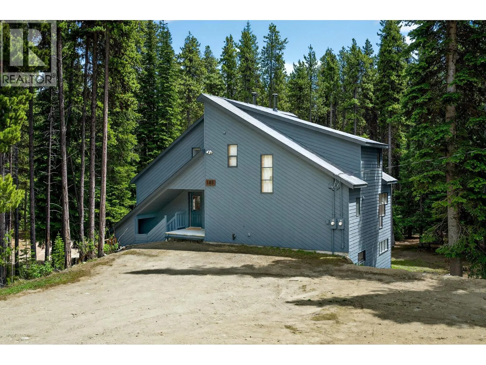 103 Whitetail Road Unit# 102