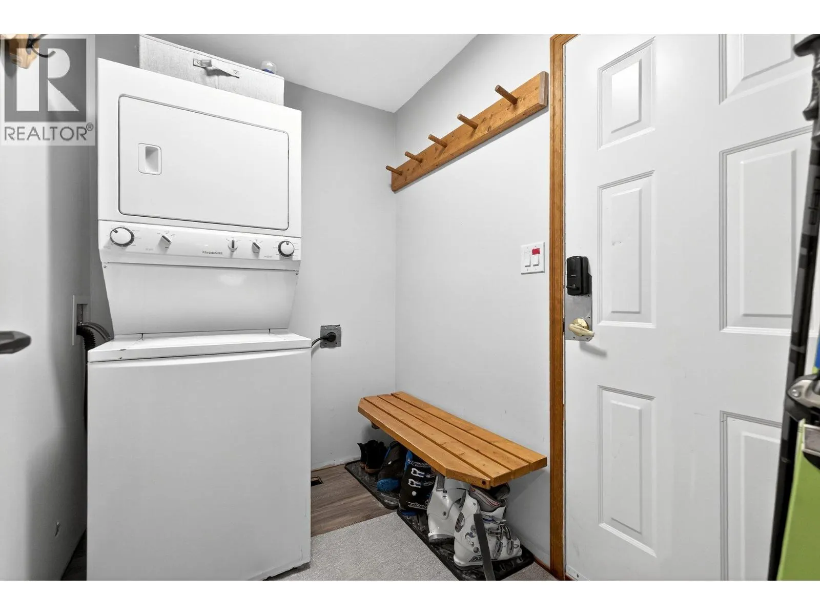 103 Whitetail Road Unit# 102