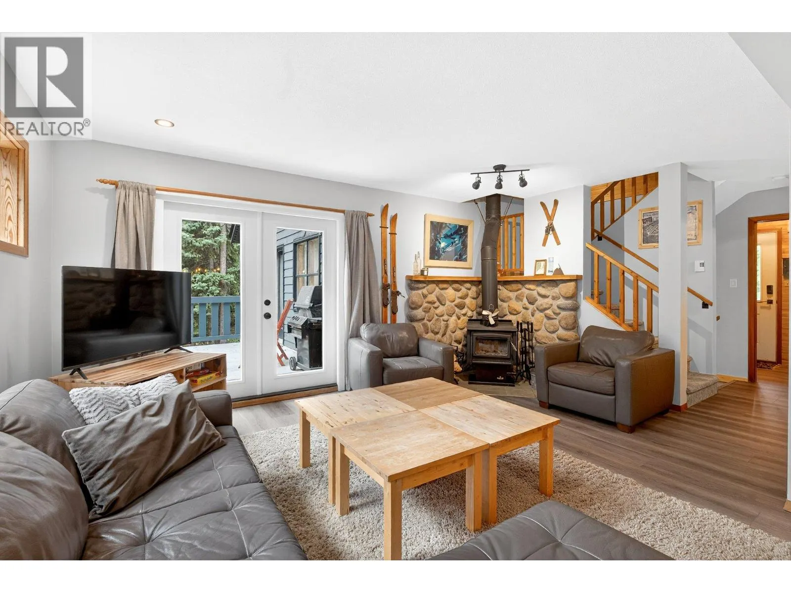 103 Whitetail Road Unit# 102