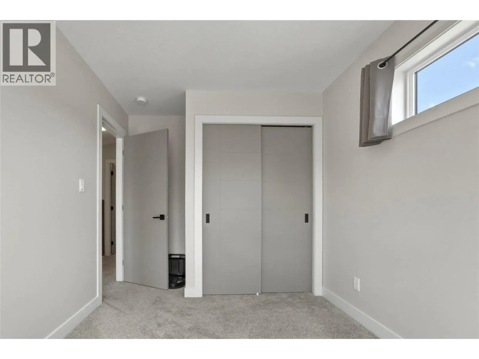 3405 16 Avenue Unit# 1