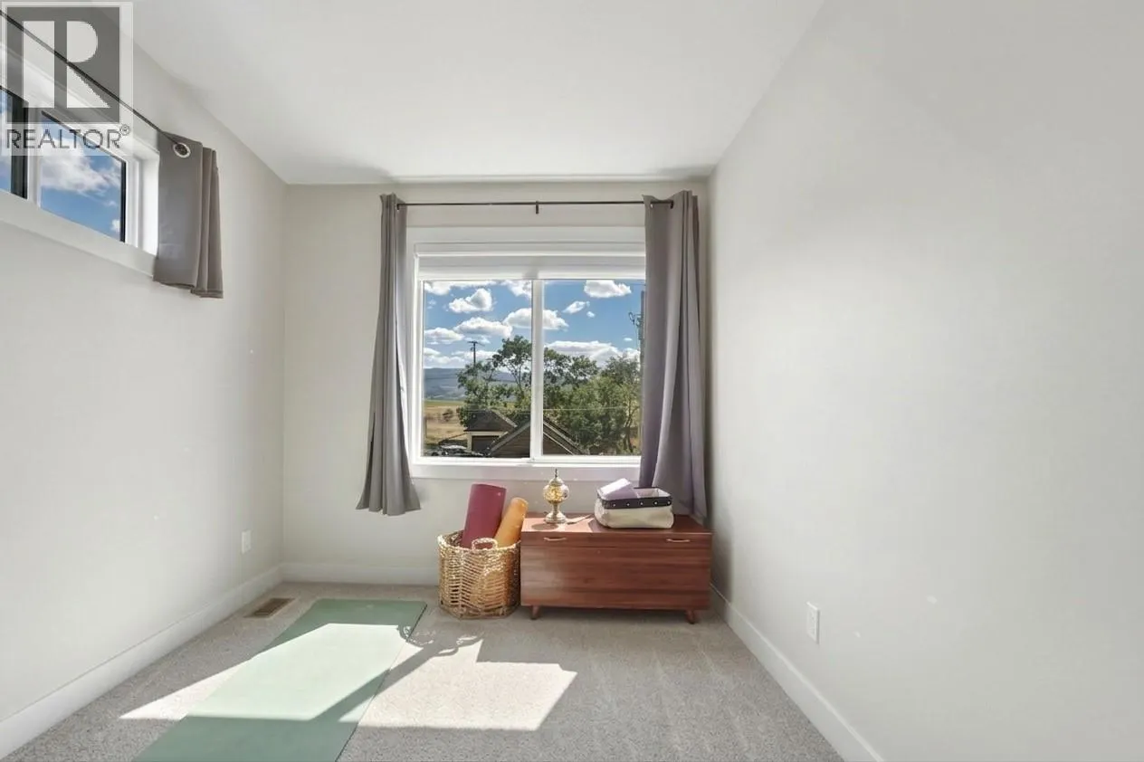 3405 16 Avenue Unit# 1