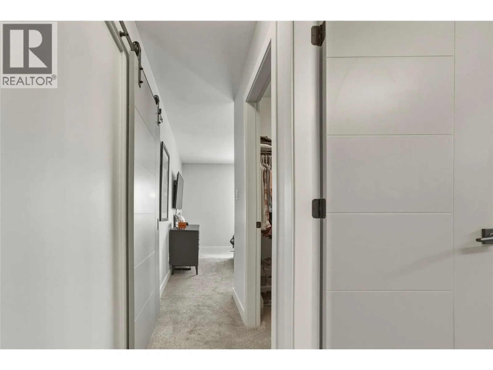 3405 16 Avenue Unit# 1