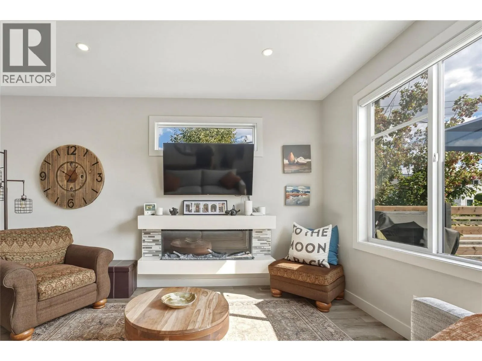 3405 16 Avenue Unit# 1