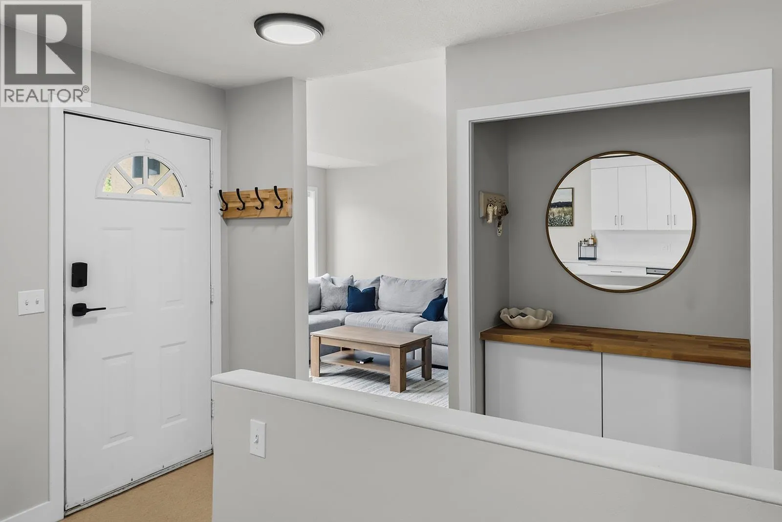 9159 Glenmore Road Unit# 3