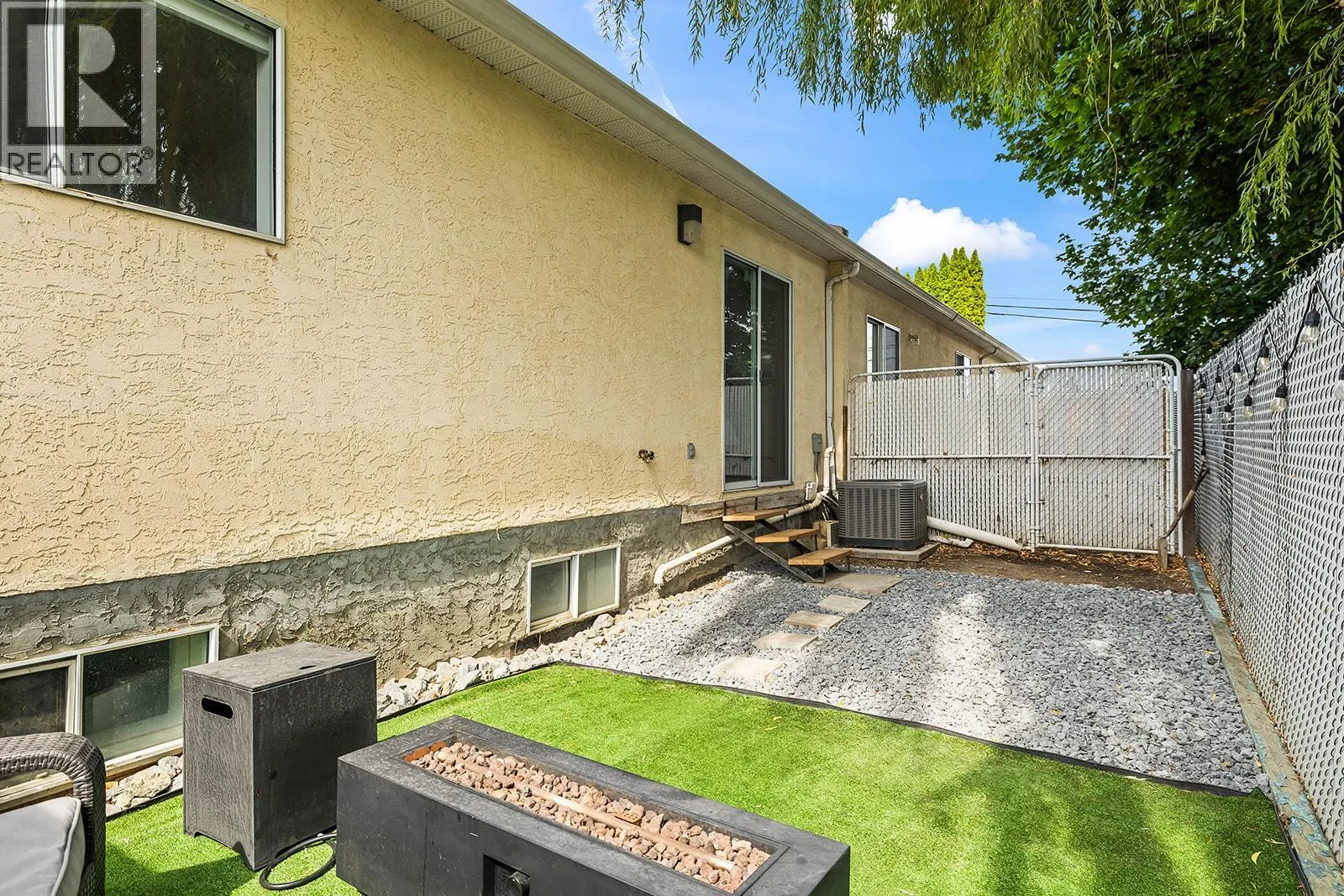 9159 Glenmore Road Unit# 3