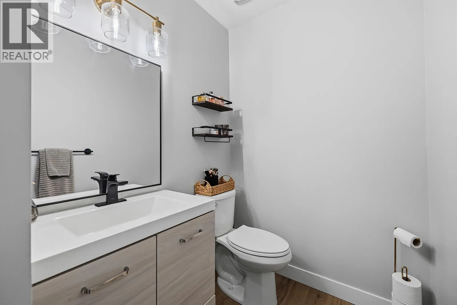9159 Glenmore Road Unit# 3