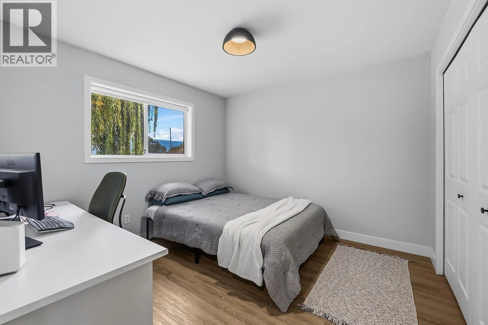 9159 Glenmore Road Unit# 3