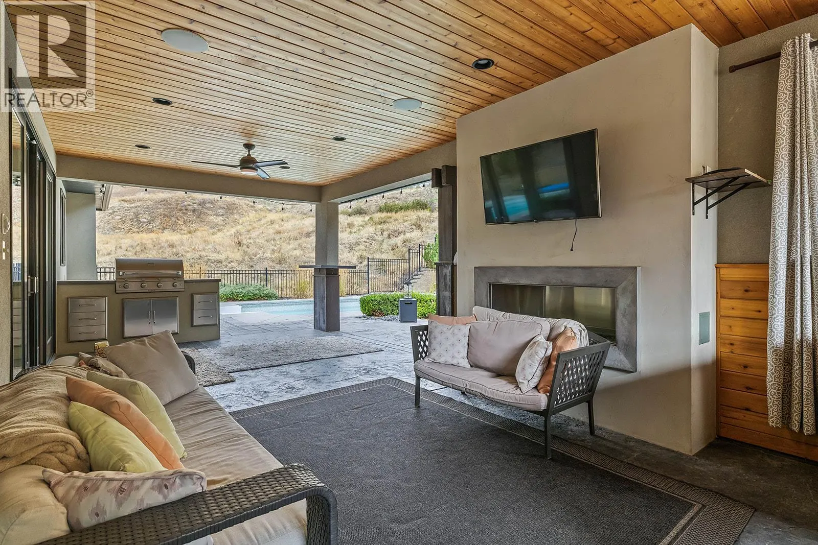 526 Caramillo Court