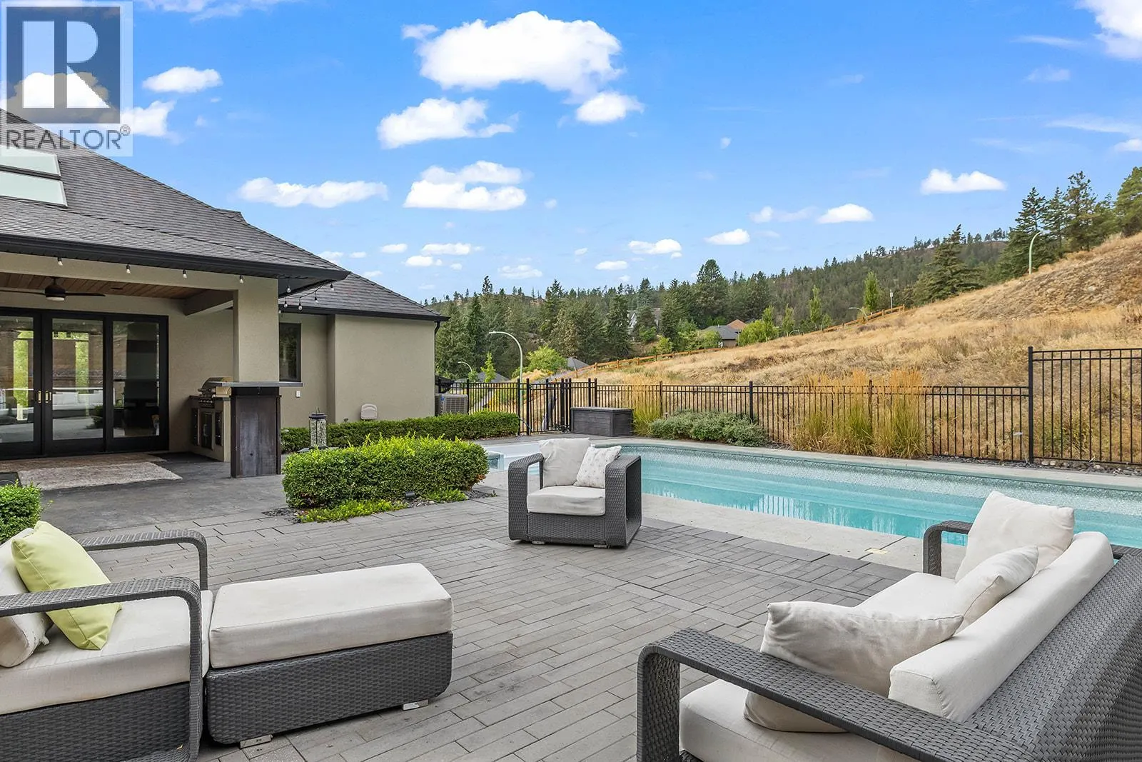 526 Caramillo Court