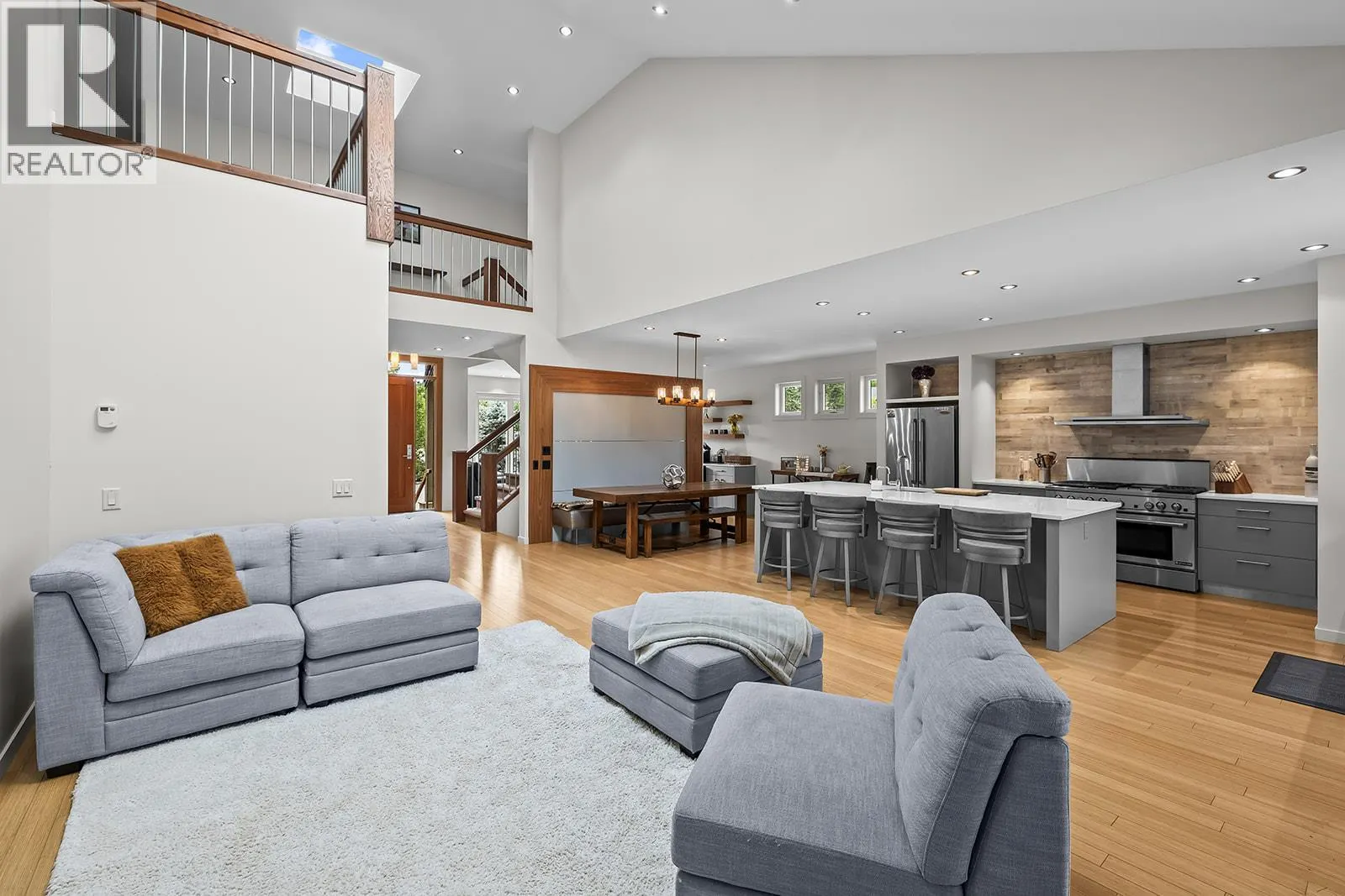 526 Caramillo Court