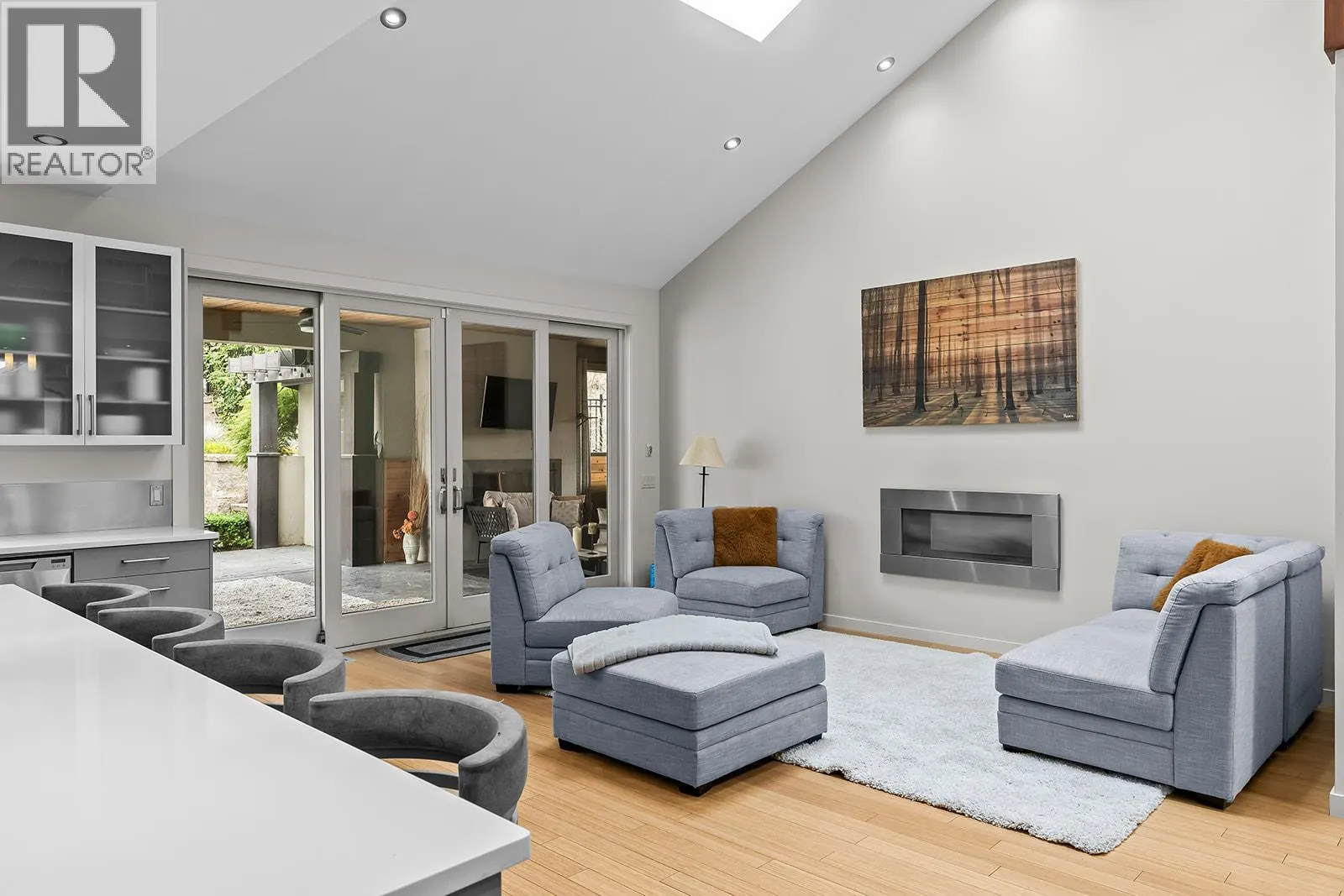 526 Caramillo Court