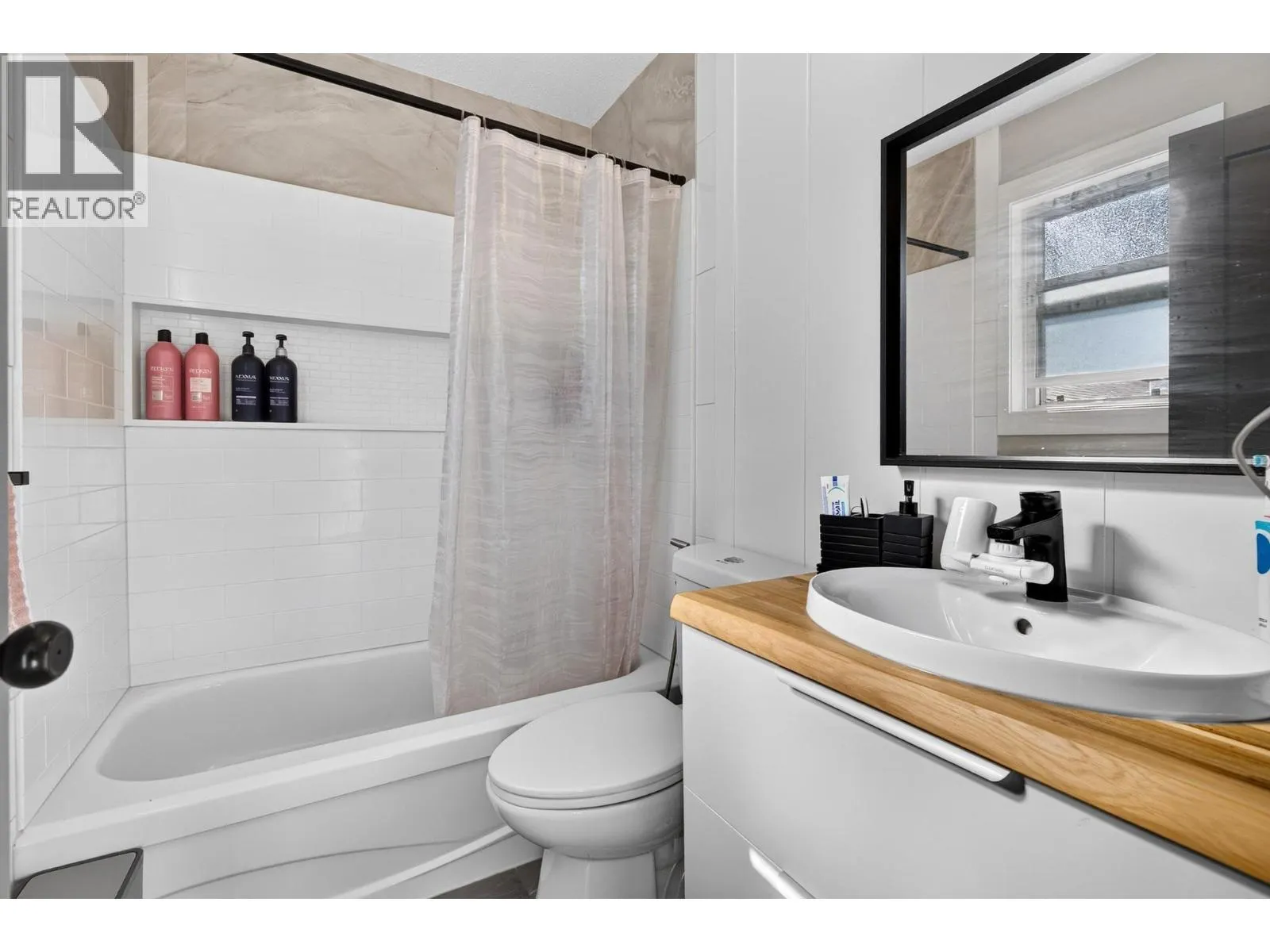 3155 Gordon Drive Unit# 104