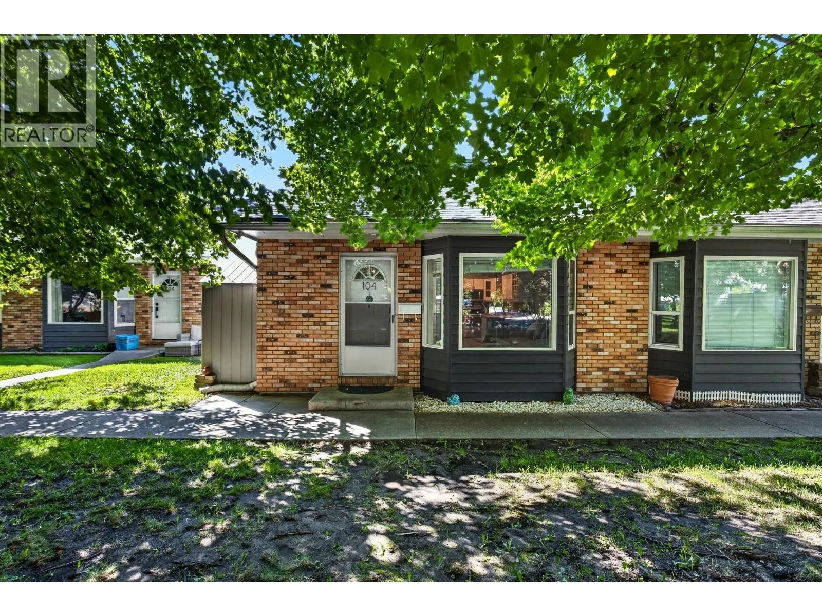 3155 Gordon Drive Unit# 104