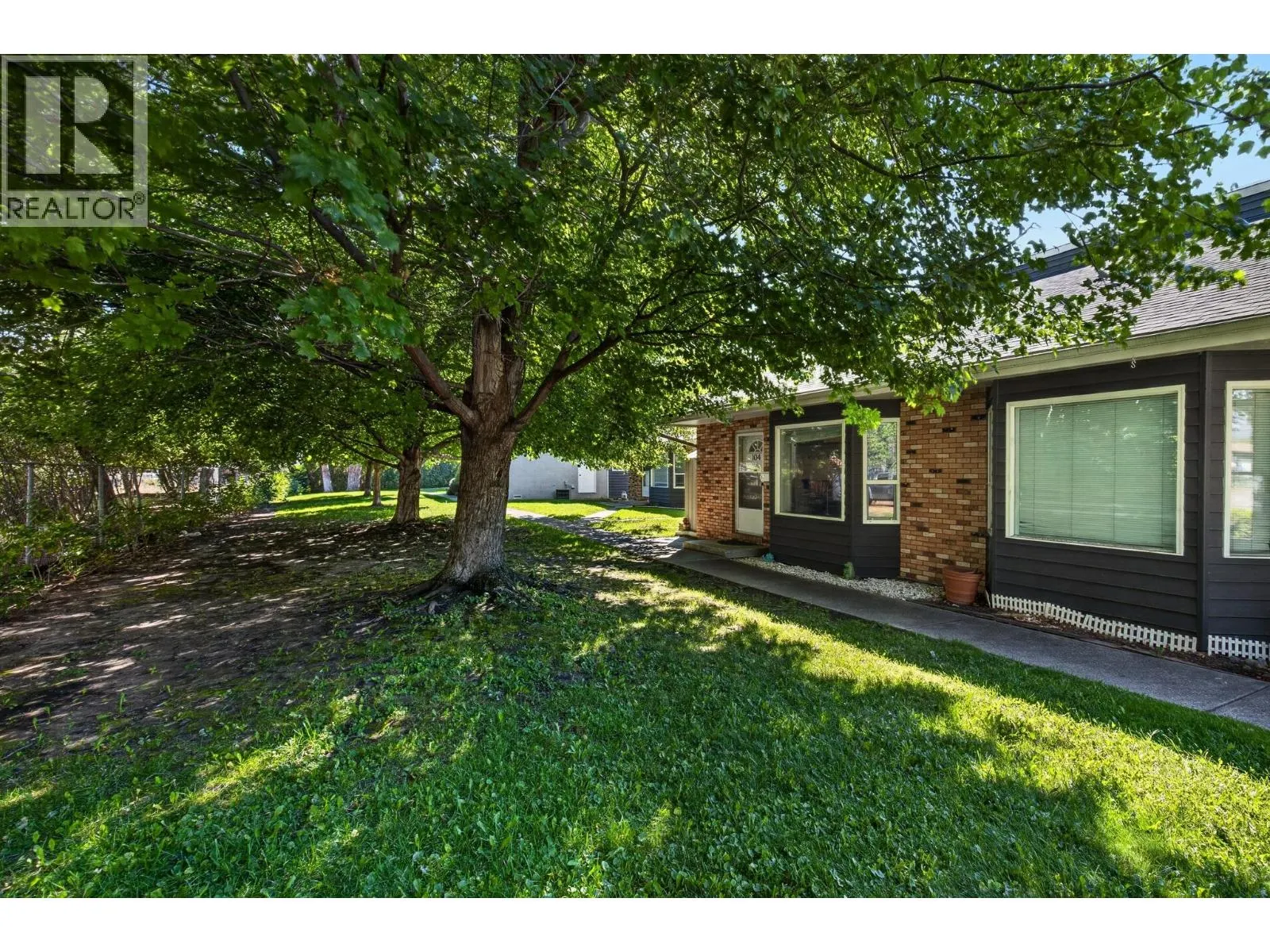 3155 Gordon Drive Unit# 104