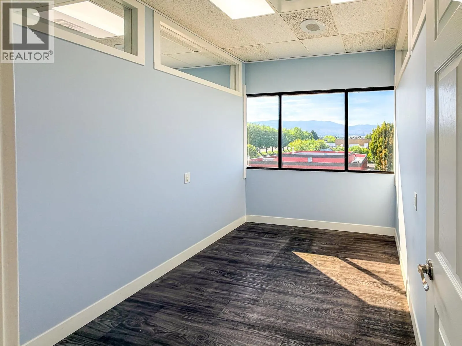 1890 Cooper Road Unit# 209