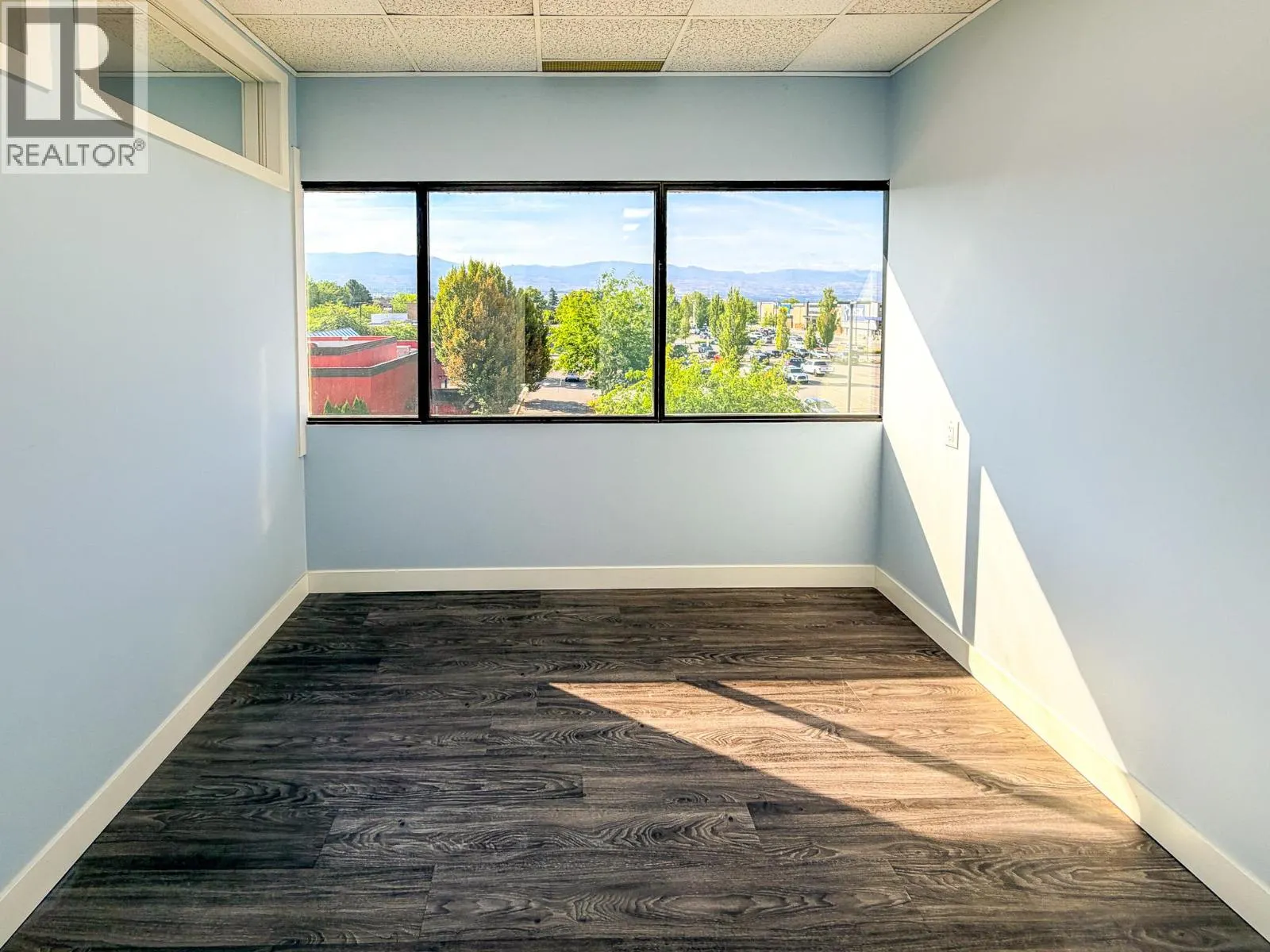 1890 Cooper Road Unit# 209